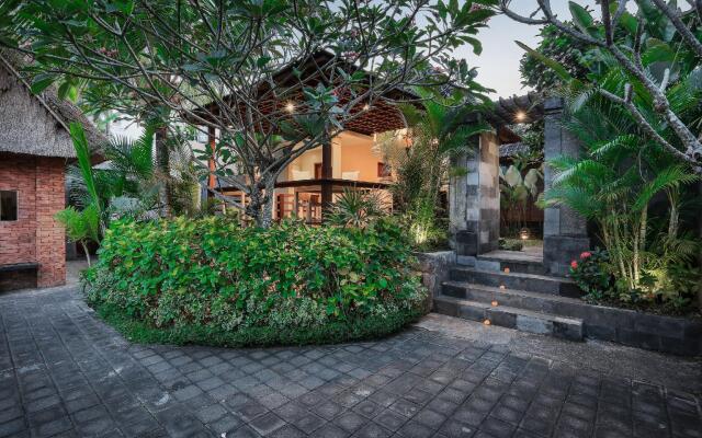 Yana Villas Kemenuh by Pramana Villas