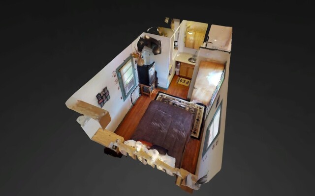 The Cozy Kokopelli Studio Cabin