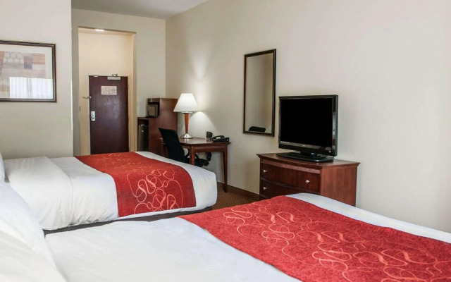 Comfort Suites near Indianapolis Airport