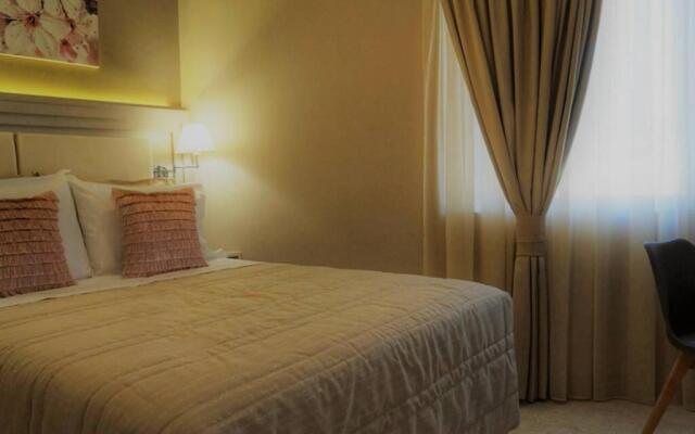 Remvi Deluxe Apartment 202 with Sea View