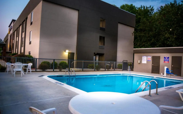 Quality Inn Fayetteville