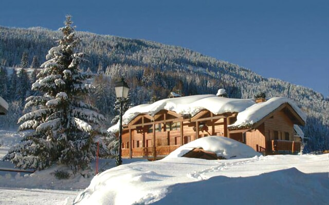 Chalet Carlinouf