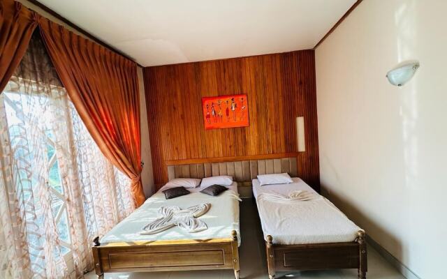 Maples Holiday Resort