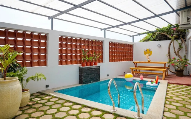 Sea Gadabout Beach Villa