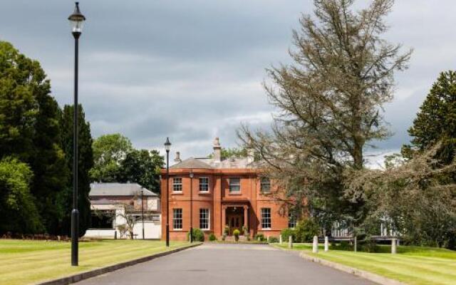 Woodland House Hotel