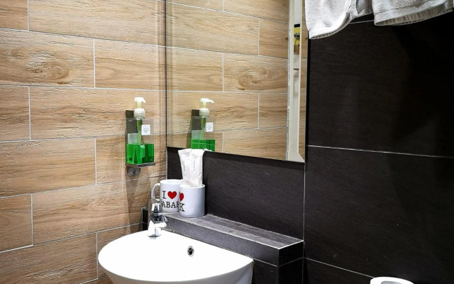 Qlio Hotel
