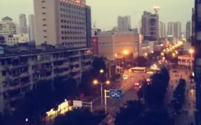 Chengdu Traffic Inn
