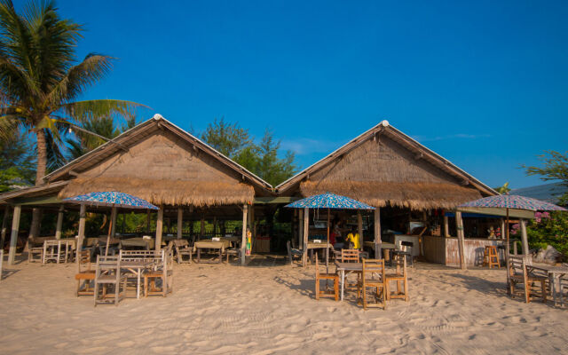 Cha-am Little Shop & Resort