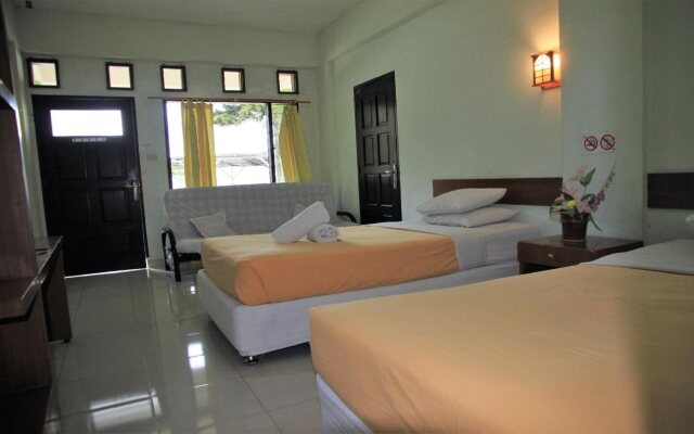 Hotel Pandu Lakeside Parapat