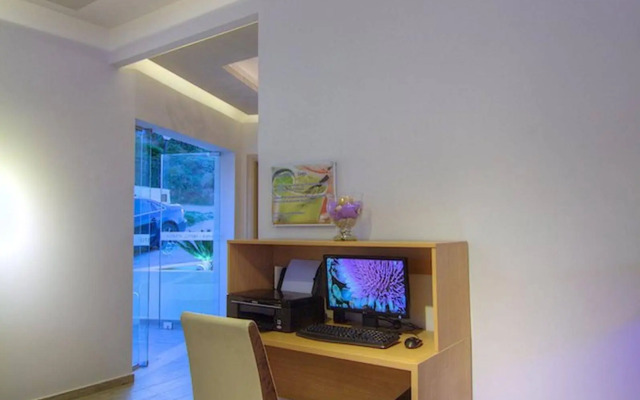 Aparthotel Athina