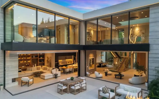 Hutton Modern
