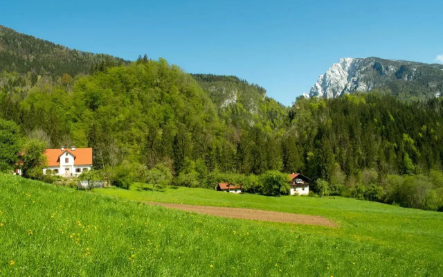 Turistična kmetija Stoglej