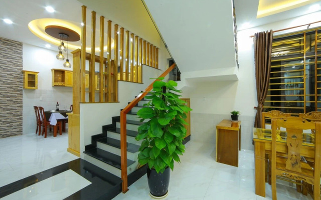 Nhu Y Homestay