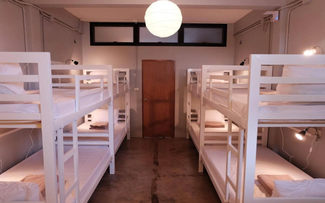 Petit Hostel
