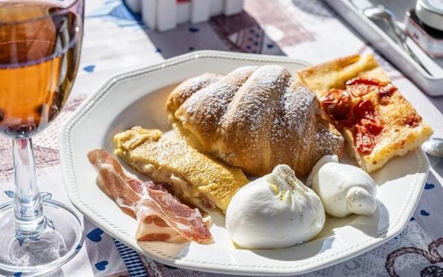 Astra Bed  Breakfast