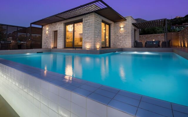Titans Villas Chania
