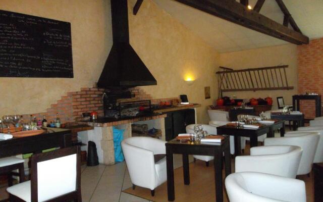 Logis Hôtel La Vieille Auberge du Soubestre