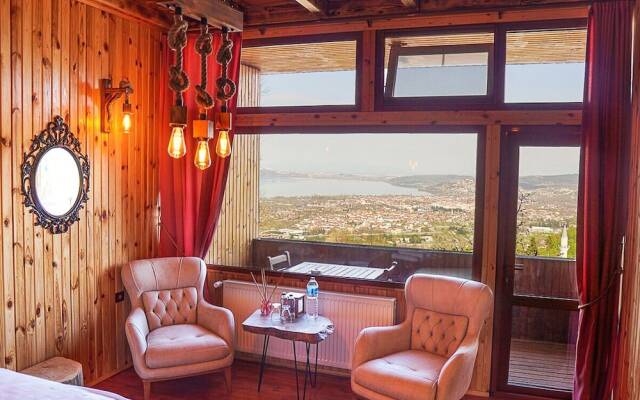 Menzara Hotel & Restaurant