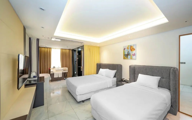 Waystone Seoubong Hotel