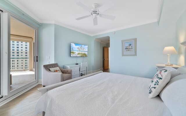 Beach Colony West 8D