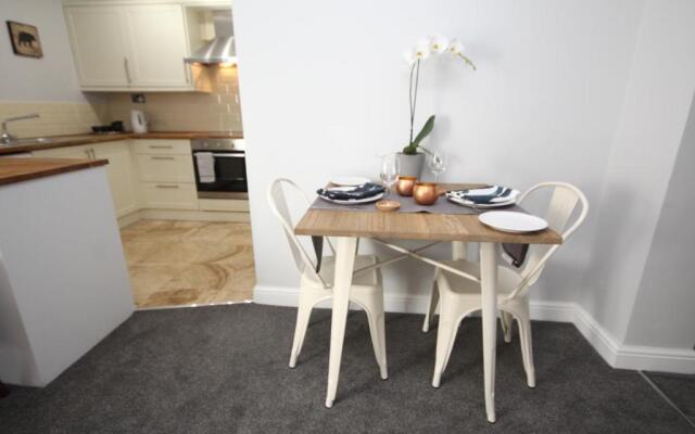 The Courtyard Apartment