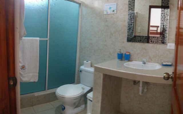 Hostal Palmeras Playa Milina