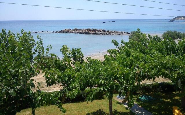 Apolloneia Apartments