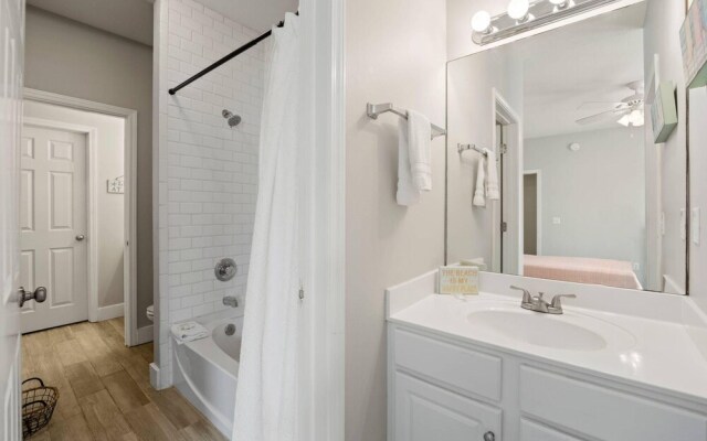 Coastal Fantasea by Destin Getaways