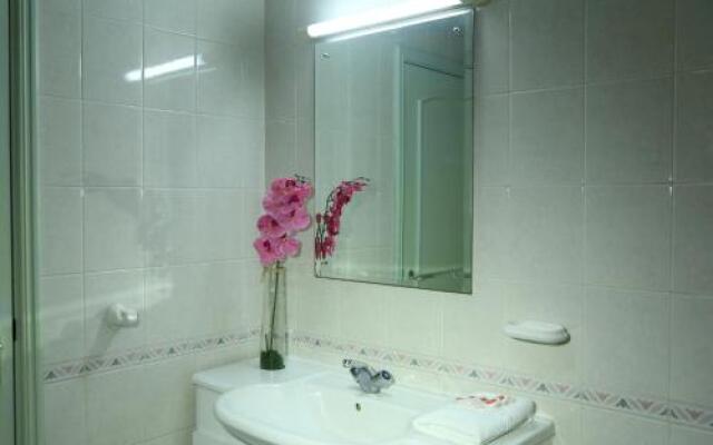 Awal Residence فندق أوال