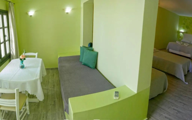 Nautilus Dome Suites & Apartments