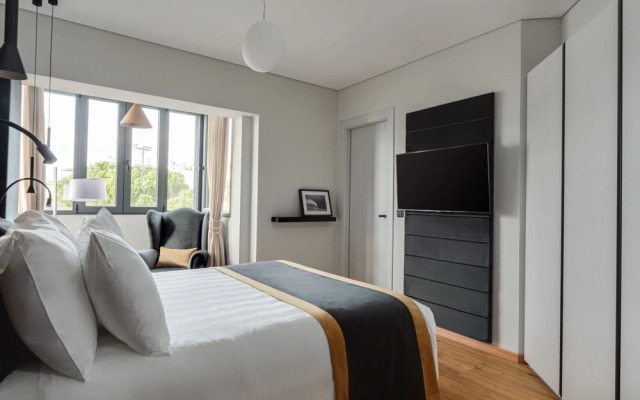 Athenian Riviera Luxurious Residence