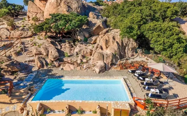 Villa Esmeralda - Free Wifi - With Swimming Pool