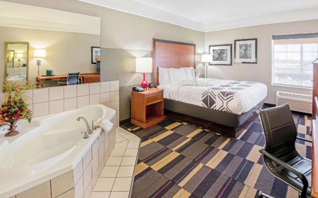 La Quinta Inn & Suites Oklahoma City-Moore