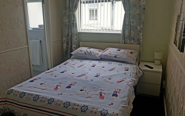 Ascot Hotel