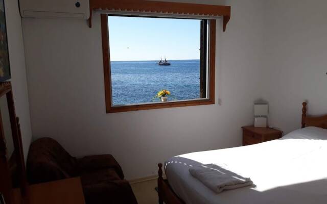 777 Beach Guesthouse