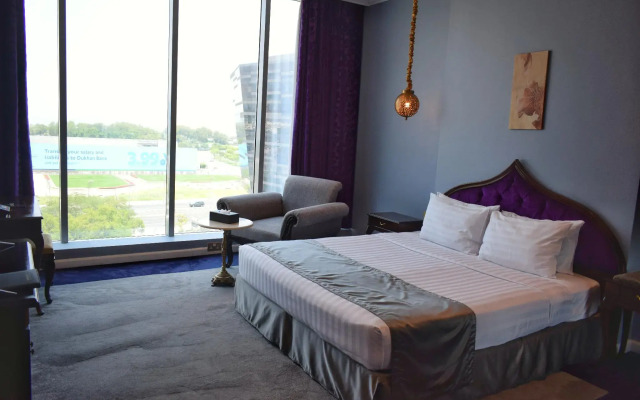 Saraya Corniche Hotel