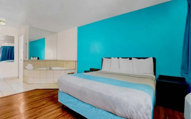 Motel 6 Fort Bragg, CA