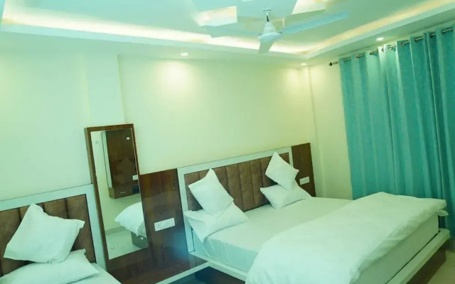 Hotel Mandakini Palace