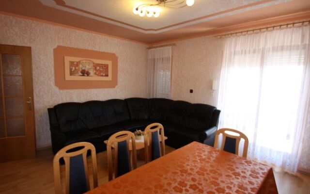 Abros 2 kat Crikvenica