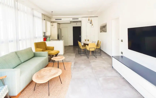 Rupin Ruby in Tel Aviv-yafo