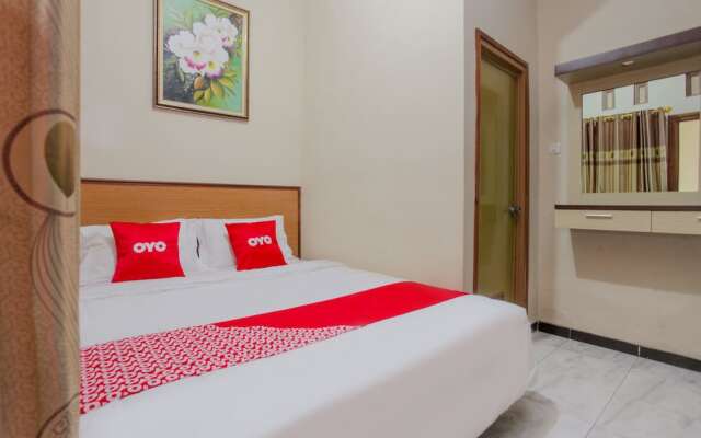 Villa Akbar 3 by RedDoorz