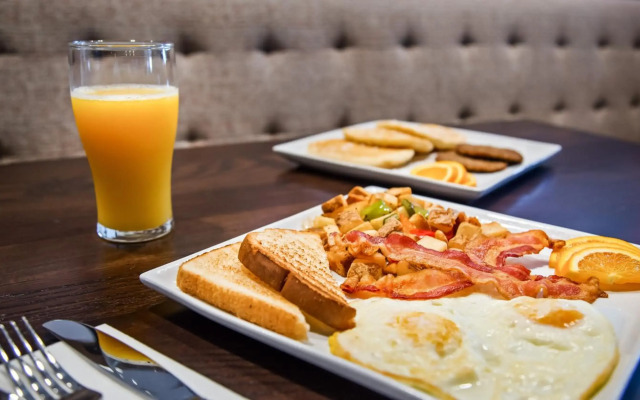 Holiday Inn Clarksville Northeast by IHG