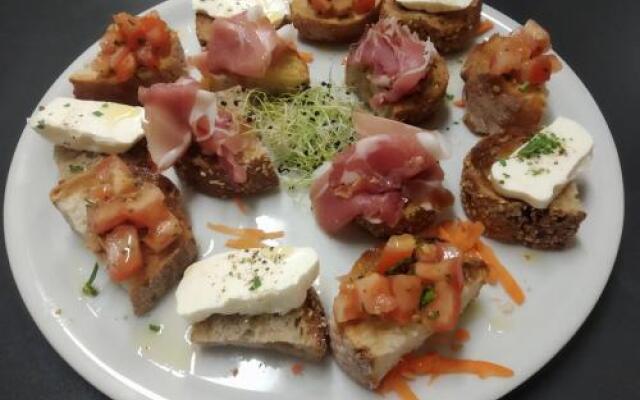 Osteria con Alloggio La Peonia