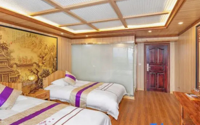 Ziyun·Sunrise Mountain House (Longji Terraces Jinkeng Observation Deck)