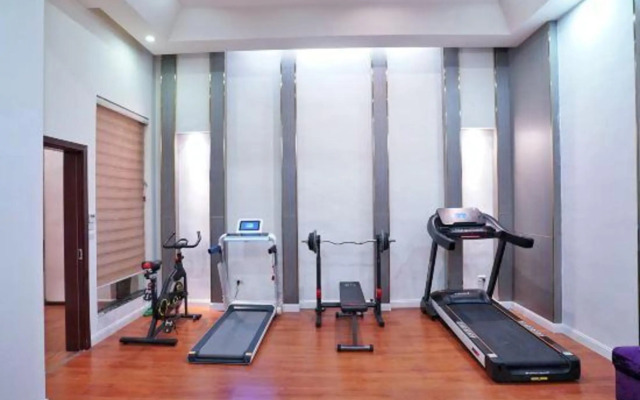 Kaili Shangya International Intelligent Hotel (Grand Cross State People's Hospital)