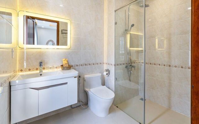 The Royal Hotel Apartment - Phu My Hung