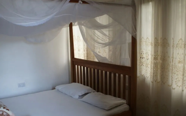 Makeseni Lodge