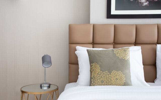 Opulent 2BR With Study In Downtown Dubai