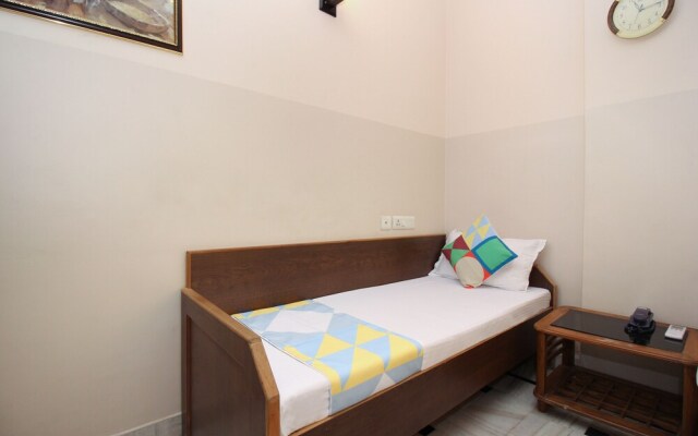 OYO Home 18384 Fabulous Stay