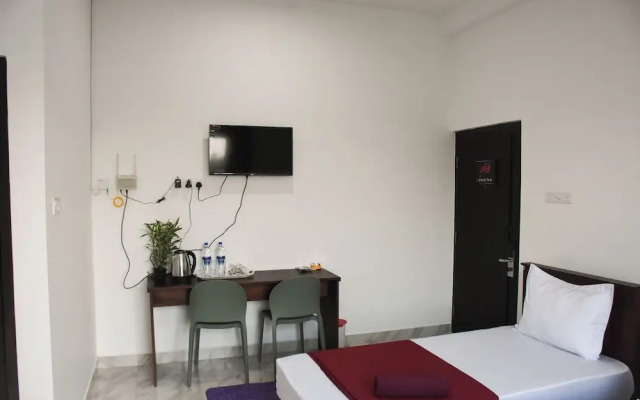 The Regent Grand Hotel - Galle Face